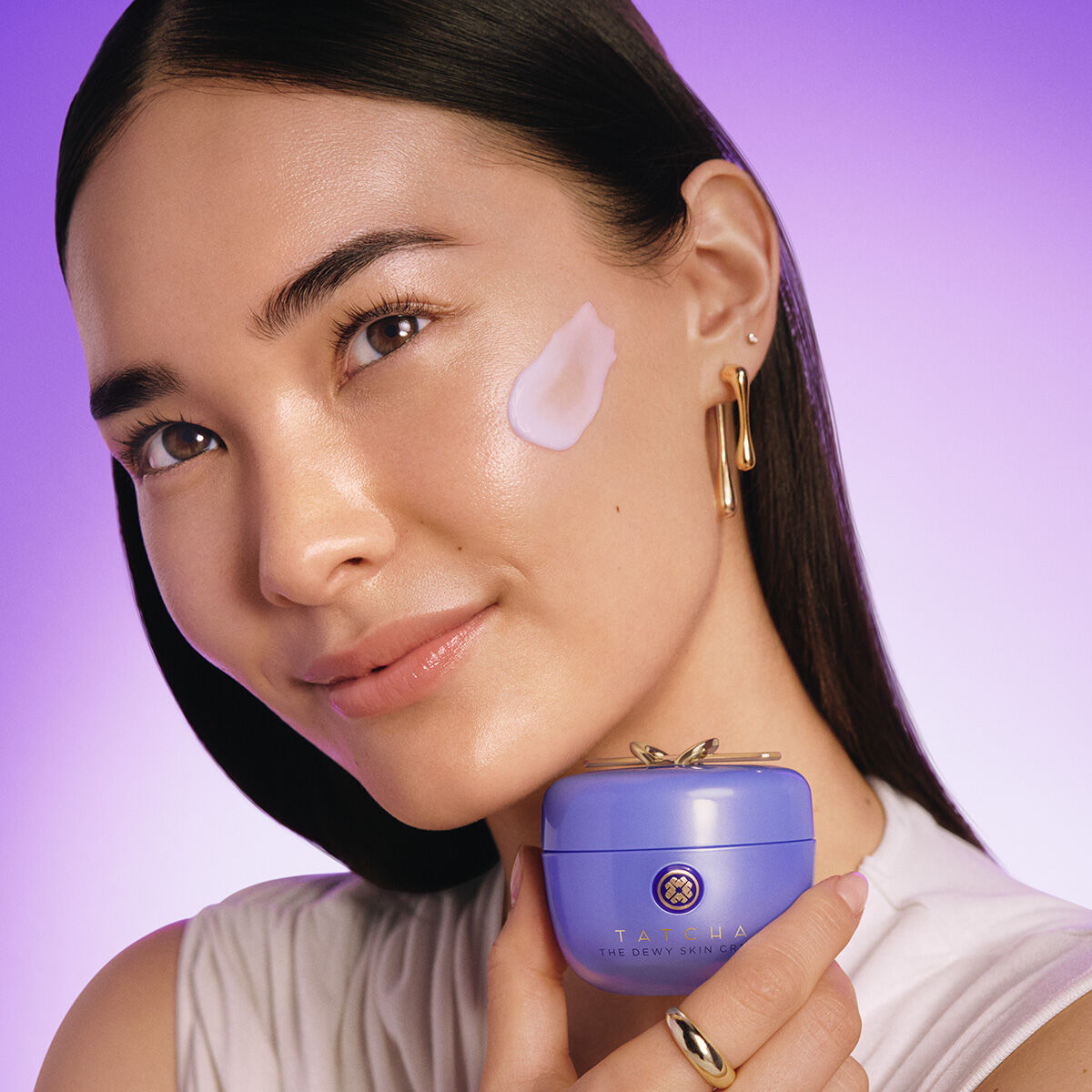 The Dewy Skin Cream Replenishing and Plumping Moisturizer